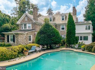 438 E Sedgwick St, Philadelphia, PA 19119