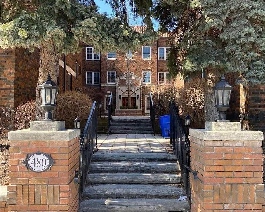 1st image of 480 Oriole Pkwy #107