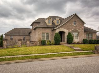 5633 Essex Dr, Newburgh, IN 47630