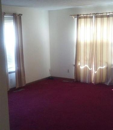 3rd image of 1265 W 70th St #1265