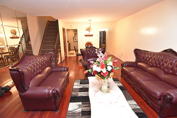 Sold by Madison Estates Sotheby's International Realty | media 5
