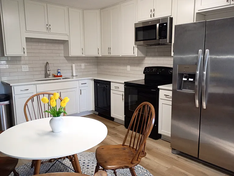 906 E Magnolia Ave #906 — Photo 1