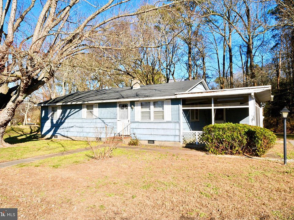 1st image of 33731 Gums Ave