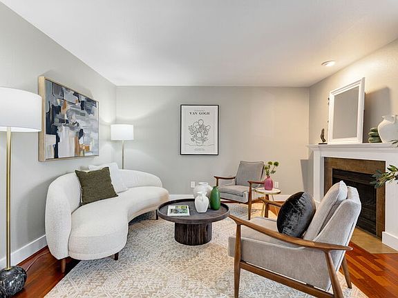 3rd image of 8980 Redmond Woodinville Rd NE APT 101