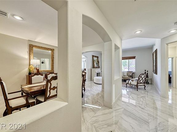 4th image of 1109 Spottswood Ave