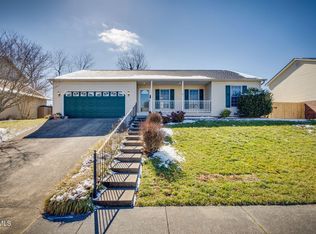 131 Rebeccas Ln, Johnson City, TN 37615