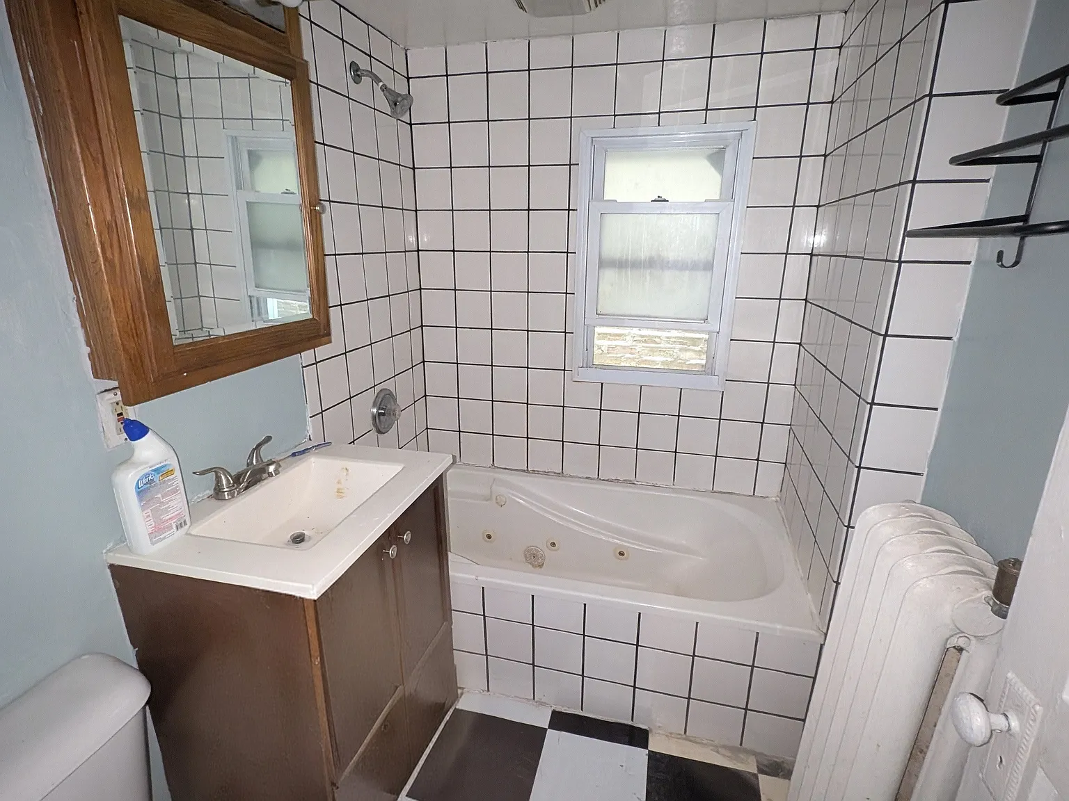 2 bed, 1100 sqft, $2,450 — Photo 3