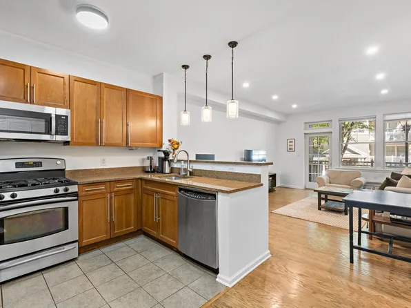 4 Constellation Place image 5 of 32