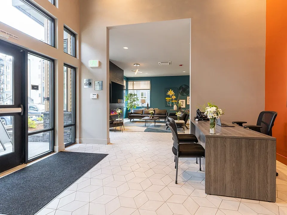 Office Entrance-Front Desk