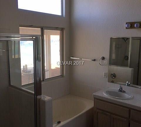 4th image of 127 Aruba Isle Dr