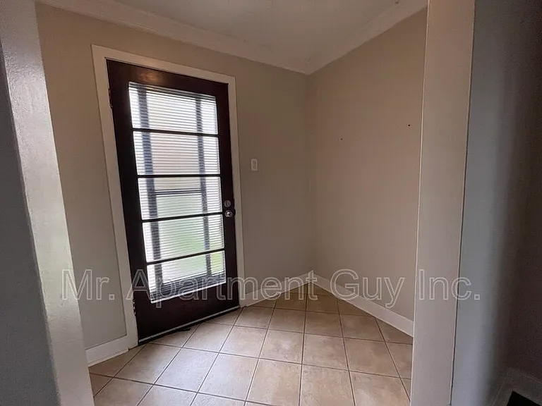 97 Wood St #1 — Photo 9