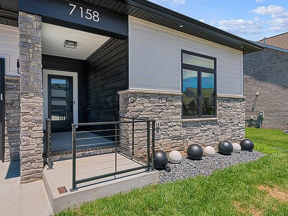 4th image of 67 Hilliard Cir