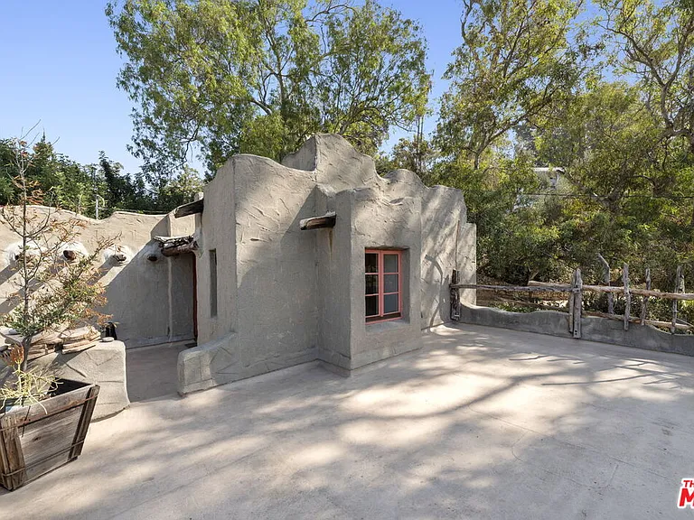 1431 W Avon Park Ter — Photo 34