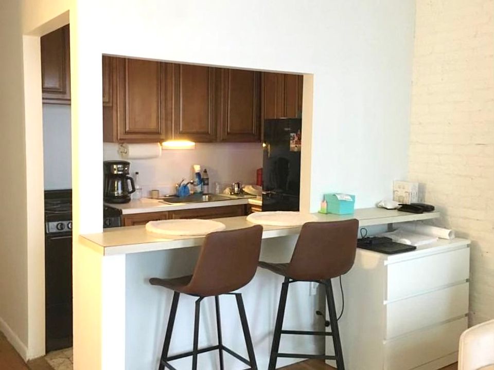 2nd image of 1674 3rd Ave APT 5C