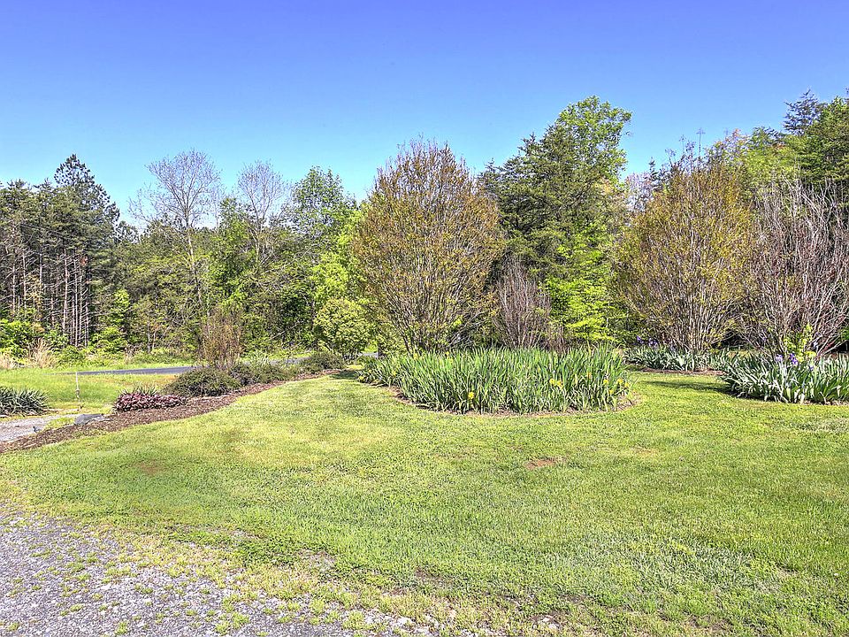 1st image of 9207 Howardsville Tpke