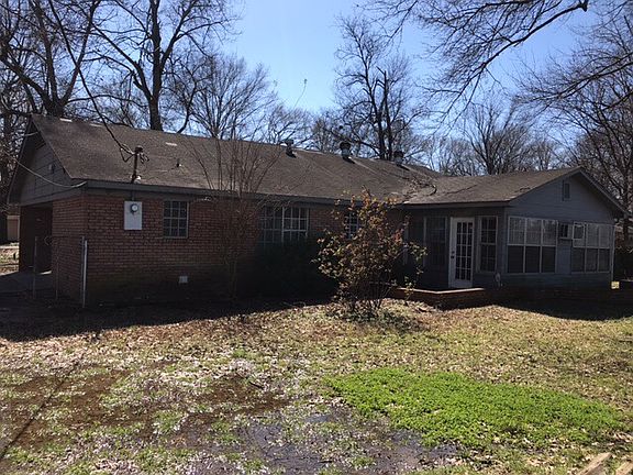 2nd image of 3532 Forest Dr