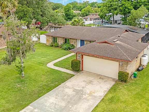 2nd image of 5 Waterberry Cir
