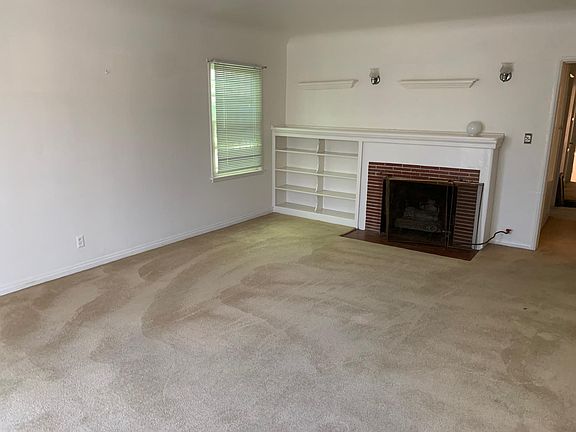 5th image of 11531 Acacia Ave