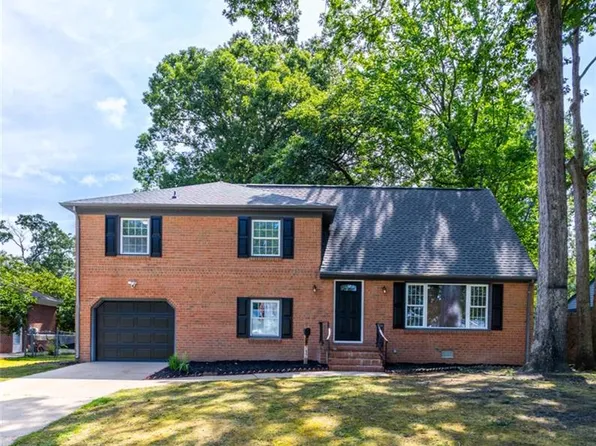 717 Prescott Cir, Newport News, VA 23602