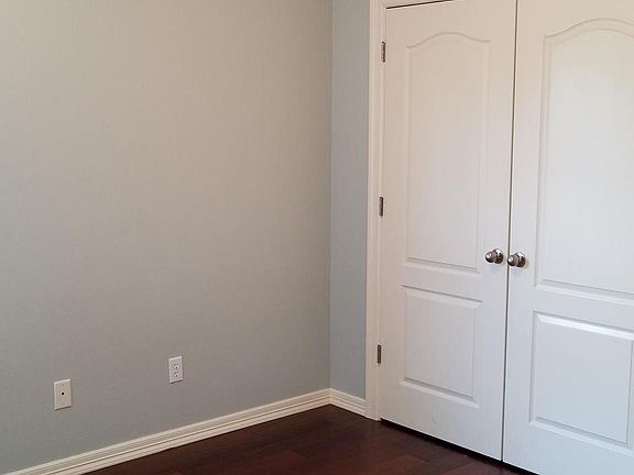 4th image of 2660 N Westminster Dr