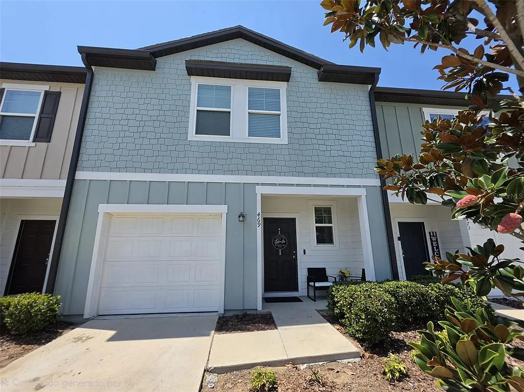 3 bed, 2.5 bath, 1480 sqft, $2,100 — Photo 1