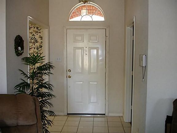 2nd image of 2753 Crystal Glenn Cir