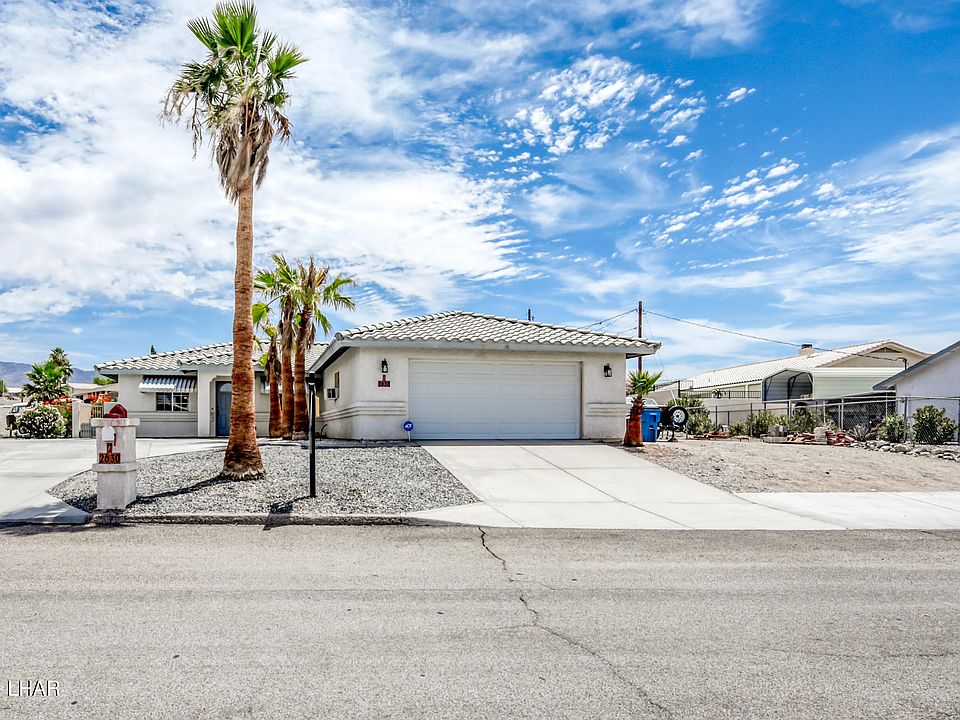 1st image of 2630 Bamboo Dr