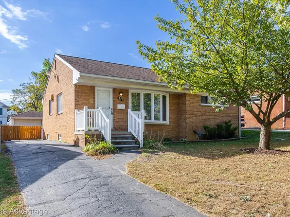 871 Menominee Rd, Pontiac, MI 48341