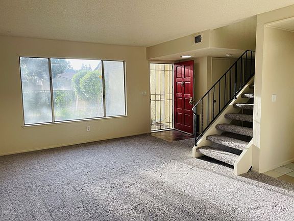 3rd image of 2613 Yuma Cir