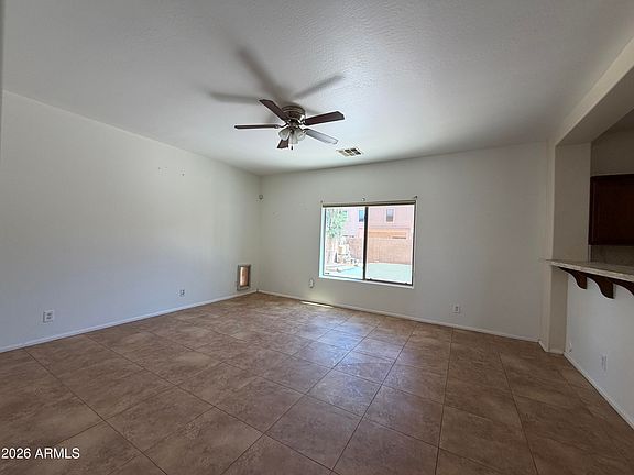 5th image of 44263 W CAVEN Drive