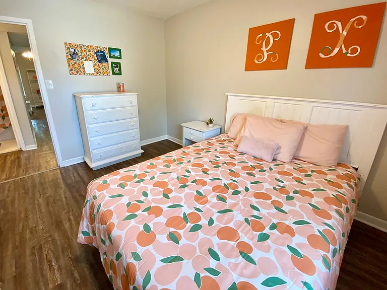 110 Broward St — Photo 11