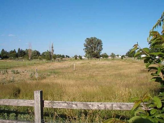 5th image of 1221 N Road 68