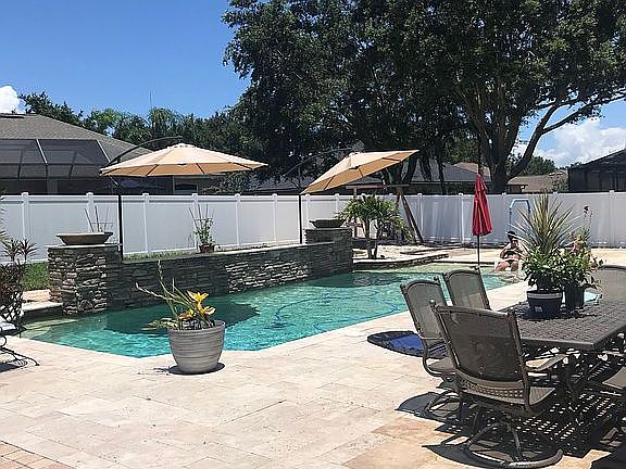 5th image of 12402 Riverglen Dr
