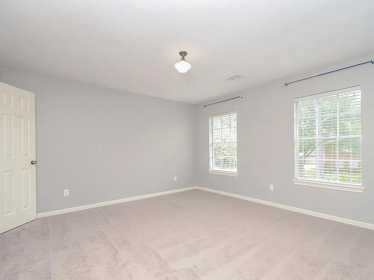 24706 Mather Dr — Photo 23
