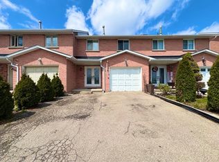 1178 Upper Wentworth St, Hamilton, ON L9A5G2