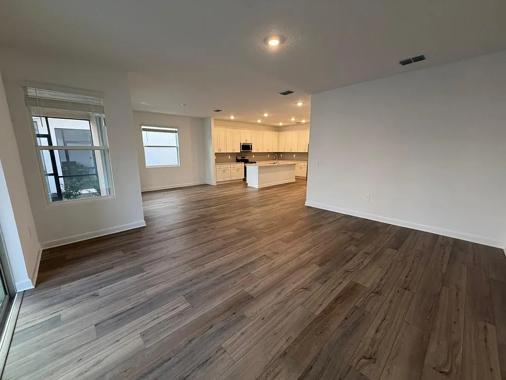 7867 Poplin St — Photo 4