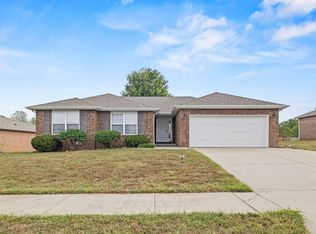 5702 S Shiloh Battle Ct, Battlefield, MO 65619