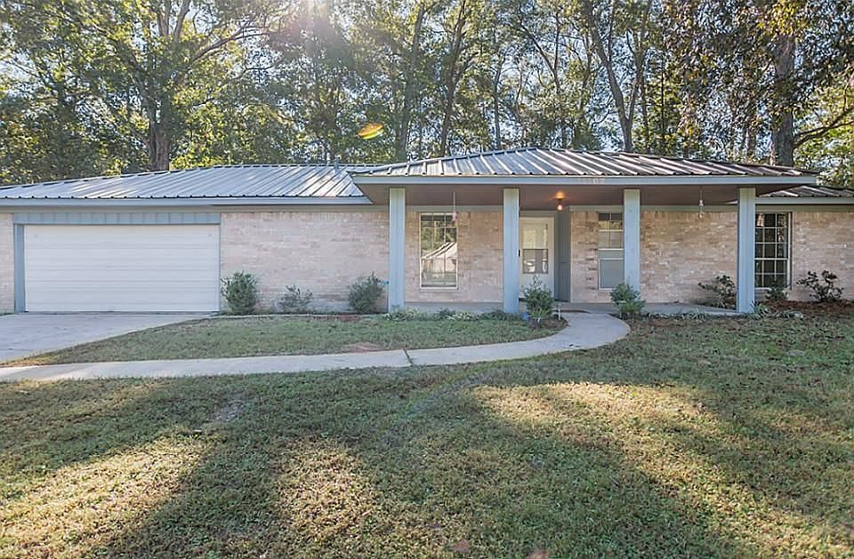 1st image of 11102 Royal Forest Dr