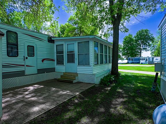 3rd image of 6567 State Highway 114 SW #47