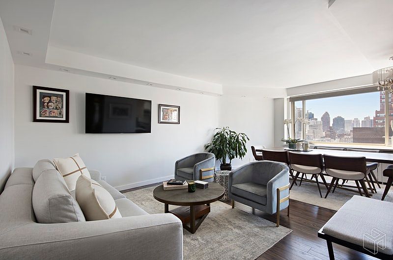1st image of 401 E 86th St APT 20F