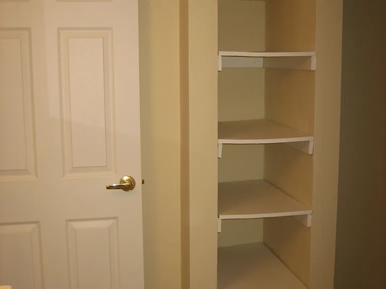 14 Roebuck Ave #8 — Photo 8