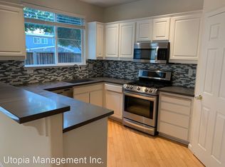 6 Avocet Ct, Alameda, CA 94501