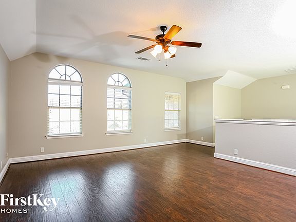 5th image of 3100 Spanish Oak Trl
