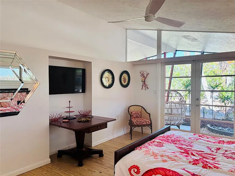 4830 Higel Ave — Photo 32
