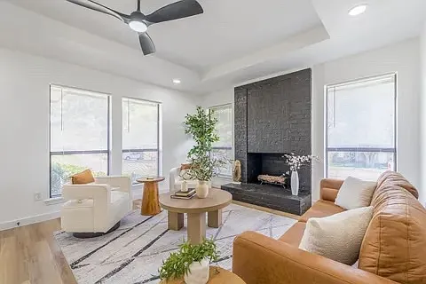 306 Bardfield Ave — Photo 2