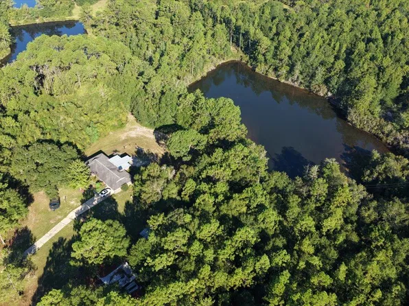 6176 Barnes Rd, Crestview, FL 32536