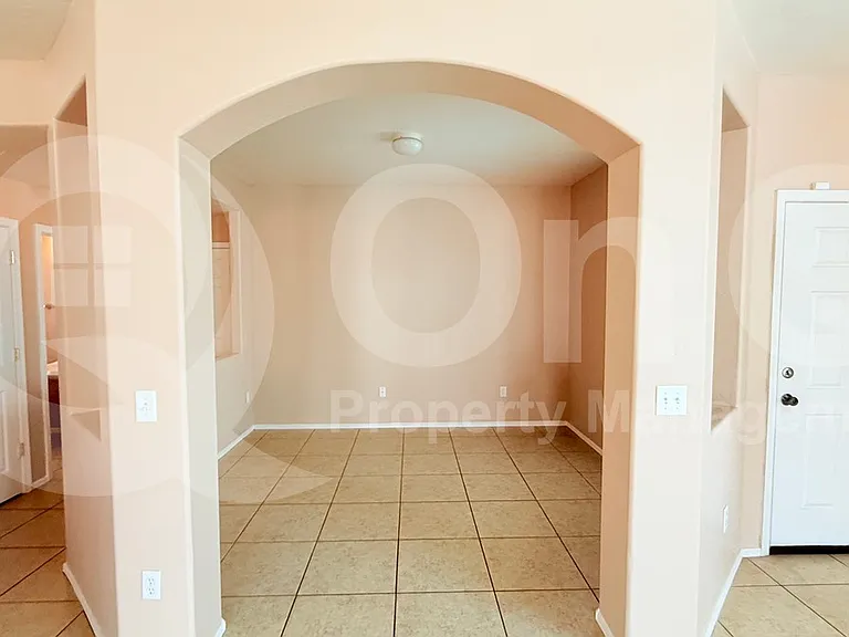 6022 N Florence Ave — Photo 27