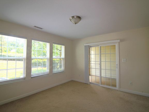 3rd image of 261 Bally Shannon Way