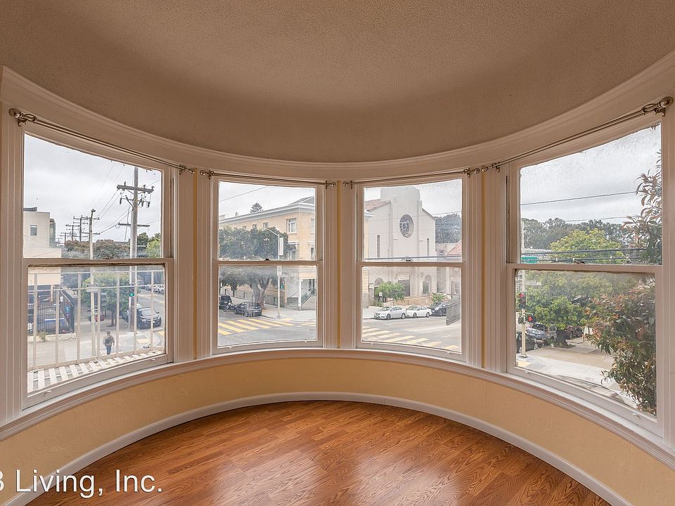 1st image of 1100 Masonic Ave APT 04