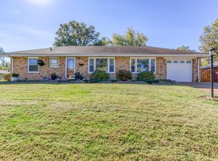 9400 Eucalyptus Dr, Saint Louis, MO